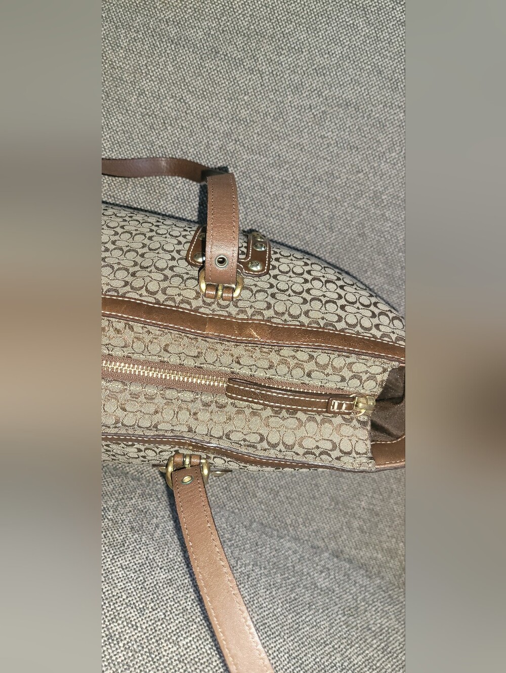 Coach Soho Khaki Signature C Studded Leather Lg Gallery Tote Bag Purse Rare - Picture 14 of 16